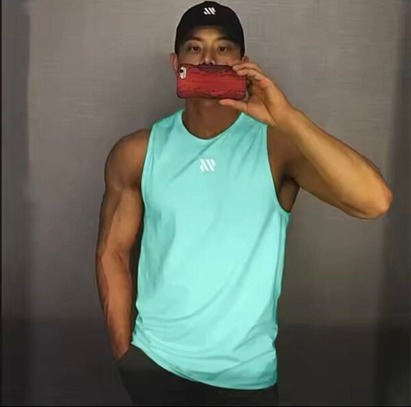 Mr. Hui フィットネス ジム タンクトップ ノースリーブ M