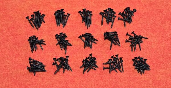 【新品、未使用】八幡ねじ 3.8mm x 32mm 頭皿木ねじ ( + ) 150本
