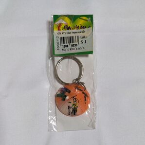 ベトナム キーホルダー 傘 オレンジ お土産