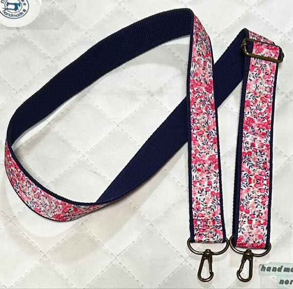 3.0幅 ショルダー紐 リバティー柄 アンティークゴールド金具 ハンドメイド