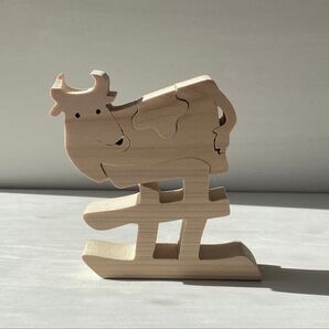 ハンドメイド 干支の組み木 ウシ