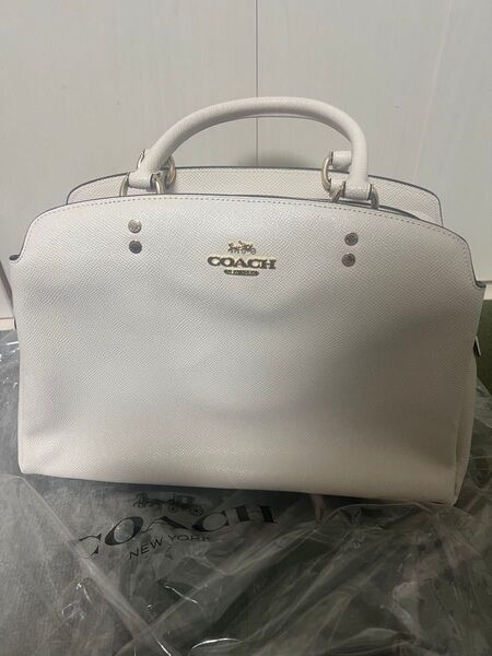 本日値下げ限定COACH ホワイト ショルダーバッグ