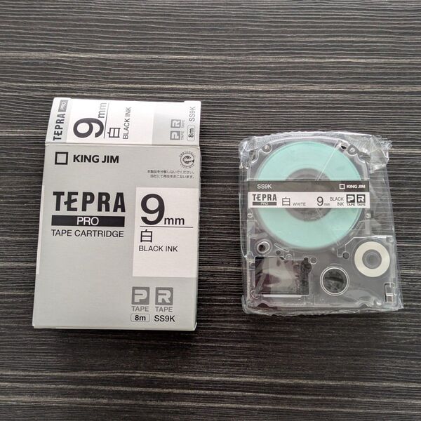 【 TEPRA 】未使用品 テプラ テープカートリッジ PRO 黒文字 テプラPRO