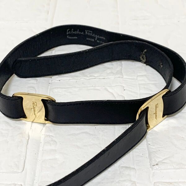 Salvatore Ferragamo フェラガモ ヴァラリボン ベルト 黒