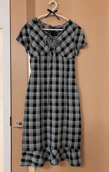 膝下丈 チェック ワンピース 後ろファスナー 綿100% 透け感なし 丈約105cm 半袖