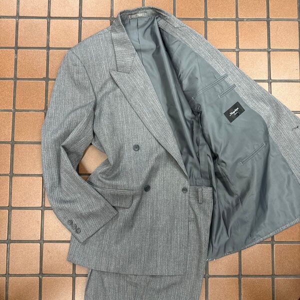 新品【サイズA6 L★希少】4Bダブルスーツ グレー系 メンズスーツ 総裏 サイドベンツ セットアップ ふわふわ生地 ウール90%