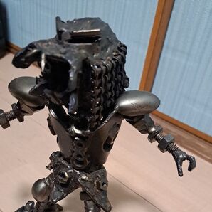 プレデターメタルフィギア