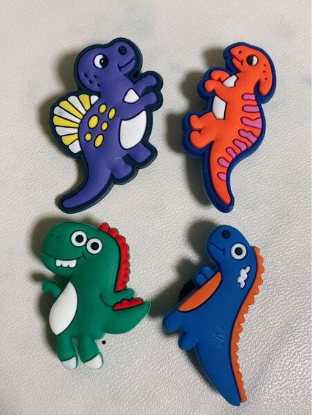 新品未使用 恐竜 クロックス ジビッツ アクセサリー
