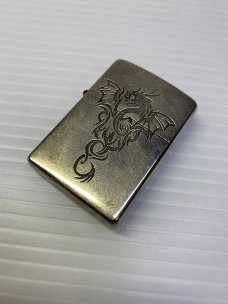 ZIPPO (ジッポー) ライター とライバルモチーフ
