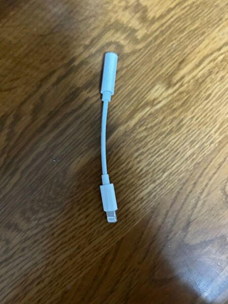 iPhone ライトニング イヤホン 変換アダプタ