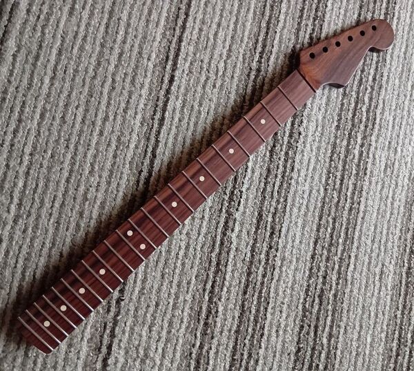 Warmoth パーフェローネック 未使用品