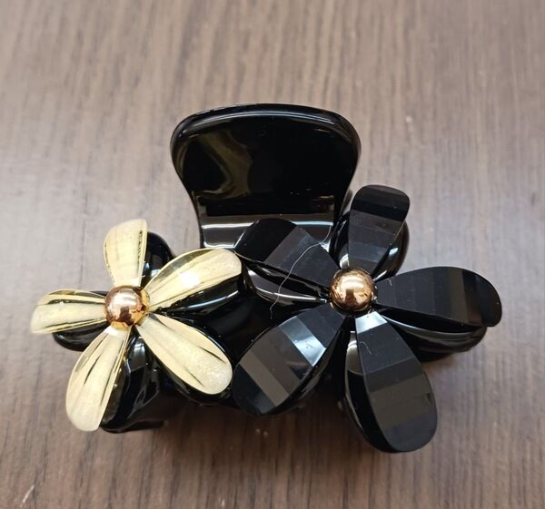 ヘアミニバンスクリップ 黒×ゴールド 上品