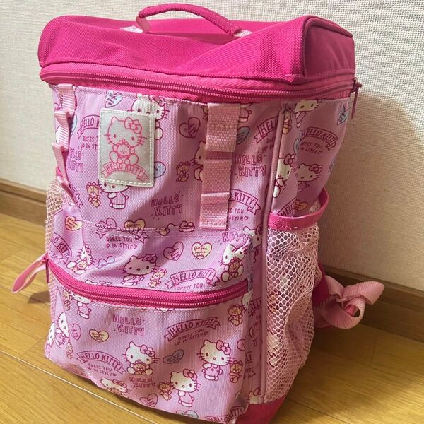 サンリオ キティ スクエア リュック 小学生