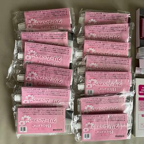 ヘアカラー 用おまけのブラシ&手袋種類混在 15個まとめ売り 未使用