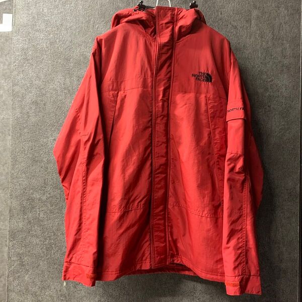 95/M THE NORTH FACE ノースフェイス マウンテンパーカー ナイロンジャケット レッド メンズ