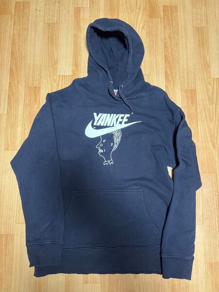 Nike Yankeeロゴ XL ネイビー パーカー