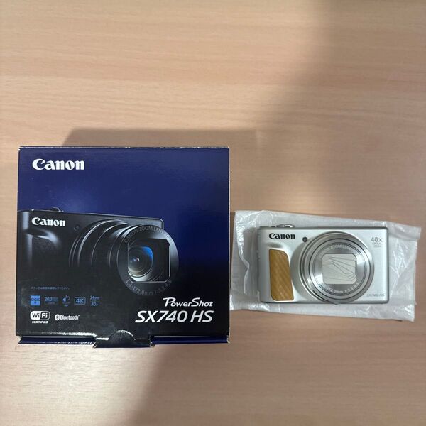Canon PowerShot SX740HS シルバー 展示品 新品 コンパクトデジタルカメラ