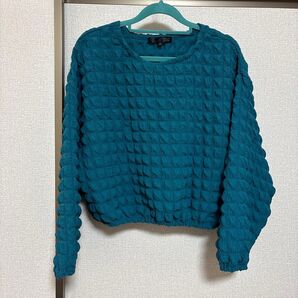 SUGAR SPOON 薄手ティール色のもこもこトップス