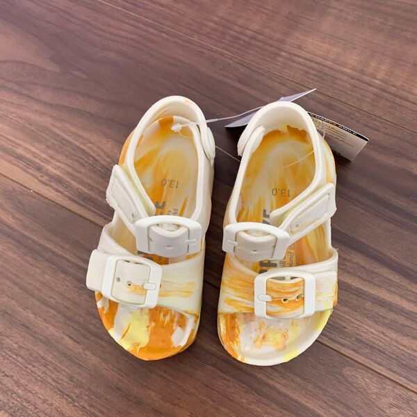新品 未使用 BREEZE ブリーズ サンダル 13cm