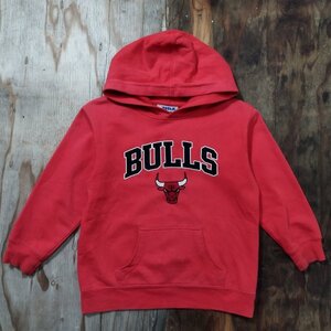 U386 NBA エヌビーエー CHICAGO BULLS シカゴブルズ 90s 00s 古着 ヴィンテージ パキスタン製 スウェット パーカー キッズ 子供服 サイズXS