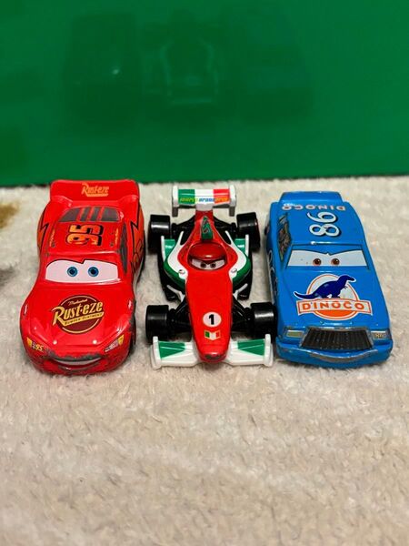 トミカ カーズ ライトニング マックィーン ミニカー ディズニー