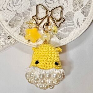 ★012★ハンドメイド handmade 1点限定! ビールめんだこちゃん キーホルダー 可愛い ドリンクシリーズ イエロー 黄色