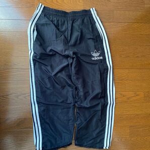adidas ナイロンパンツ ブラック スリーストライプ