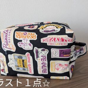 No.31 大きめボックスポーチ スヌーピー ハンドメイド