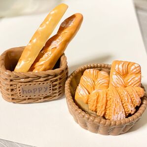 【8個】ミニチュア バスケット パン付き