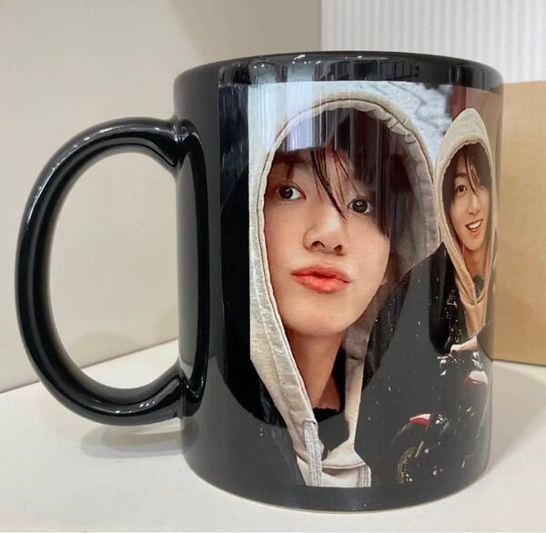 BTS ジョングク マグカップ ブラック