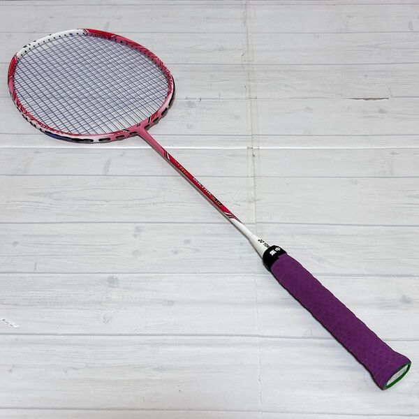YONEX Voltric 30バドミントンラケット ピンク