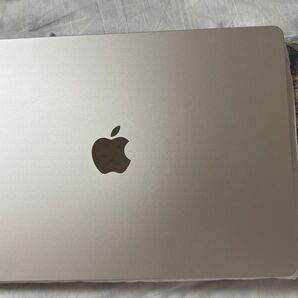MacBook Air M2 メモリ8GB 15インチ SSD 1TB スターライト