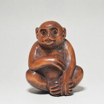 根付 猿 柘植 木彫品 木製 彫刻品 黄楊 現品お渡し サル 0707-12-13_画像1