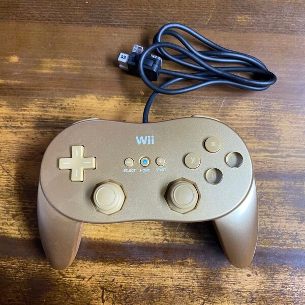 Wii ゴールデン クラシックコントローラーPRO ゴールド