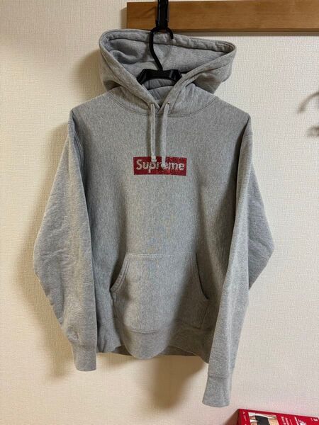 正規品 格安 19SS Supreme×Swarovski Boxパーカー