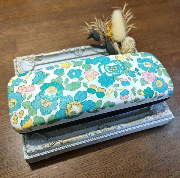 ♪メガネケース 眼鏡ケース 花柄 ボタニカル デコパージュ ハンドメイド