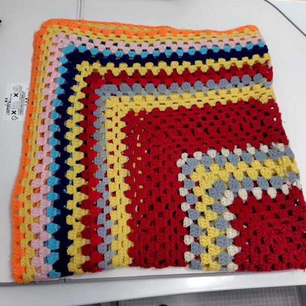 ハンドメイド カラフル ニット グラニー ブランケット ラグ ひざ掛け