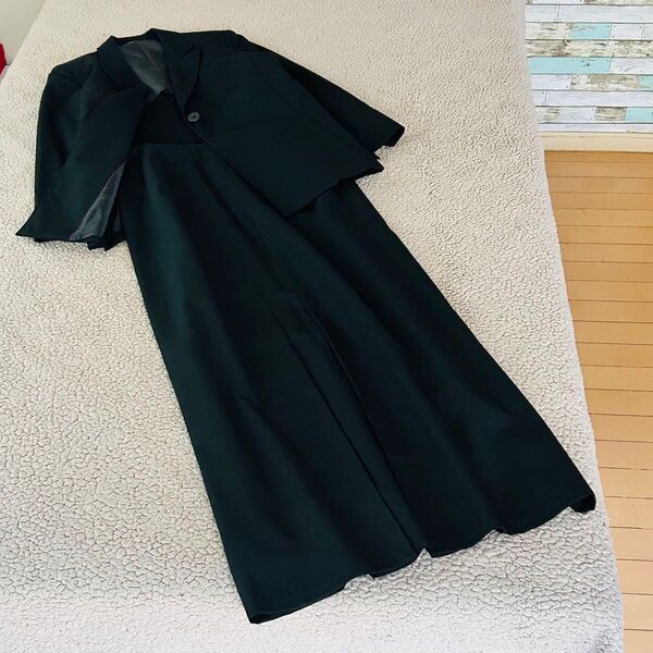 美品 ★コムサイズム★ レディースセットアップ 【M】黒 ロングスカート ジャケット 薄手 ウール 春夏 結婚式
