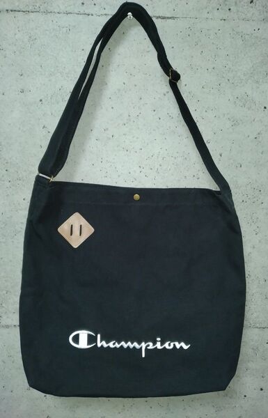 Champion/チャンピオンショルダーバッグ【黒】