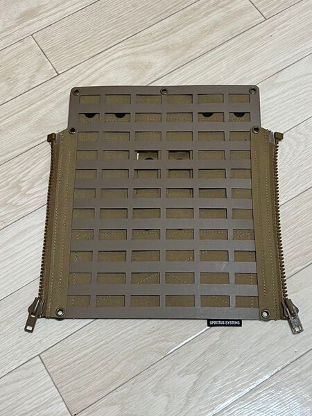 【Spiritus Systems】 MOLLE Back Panel Coyote Brown