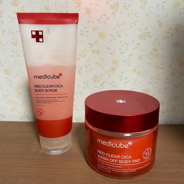 medicube レッドクリアシカ ボディスクラブ&ボディパッド 2点セット
