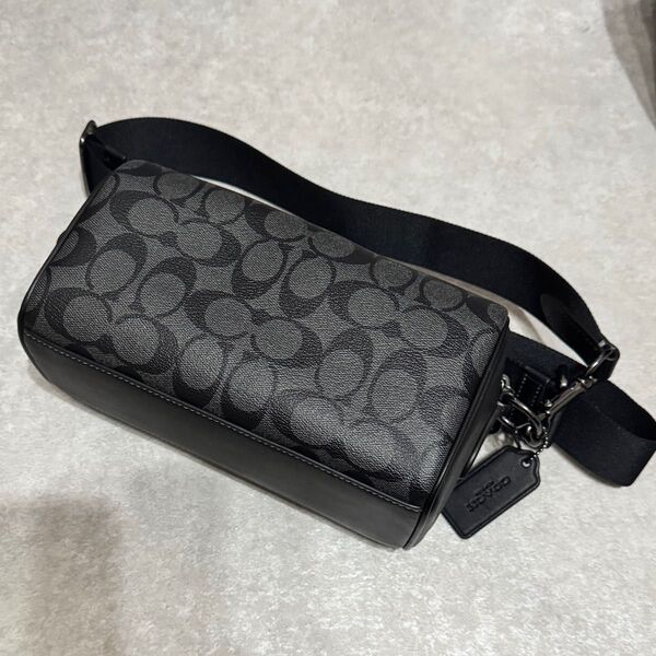 【ほぼ新品】2024年購入 COACH ショルダーバッグ クロスボディ
