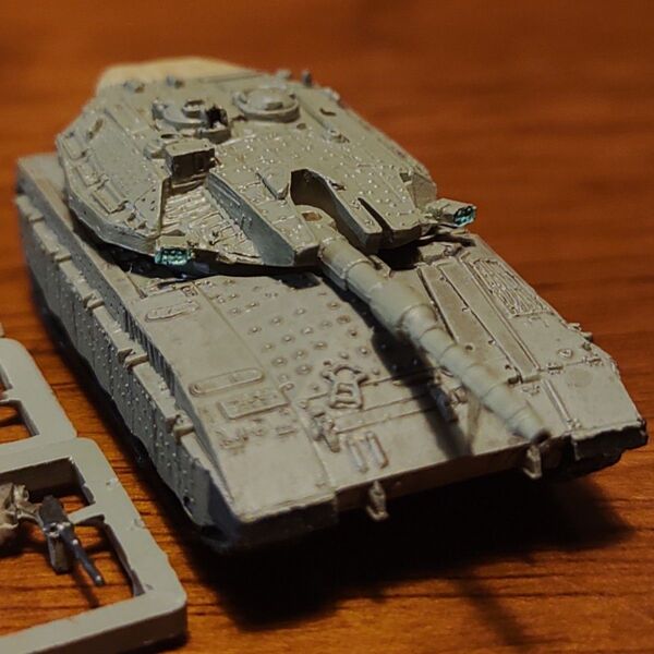ワールドタンクミュージアム vol.6 1/144 メルカバ mk.Ⅲ バズ ライトグリーン迷彩 タカラ WTM 戦車 IDF