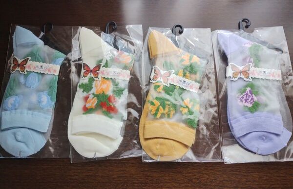 新品 高級品 4足 21-24cm 靴下 ソックス