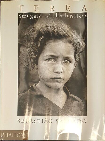 セバスチャン・サルガド写真集【TERRA】ハードカバー