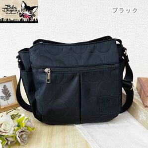 ★新品★ ベベダヤン 水玉エンボス 縦型 ショルダー ブラック