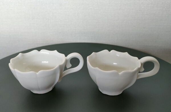 未使用 臼杵焼 カップ 2個 エスプレッソ 菱花 ペア ホワイト USUKIYAKI 白 モダン CUP 食器