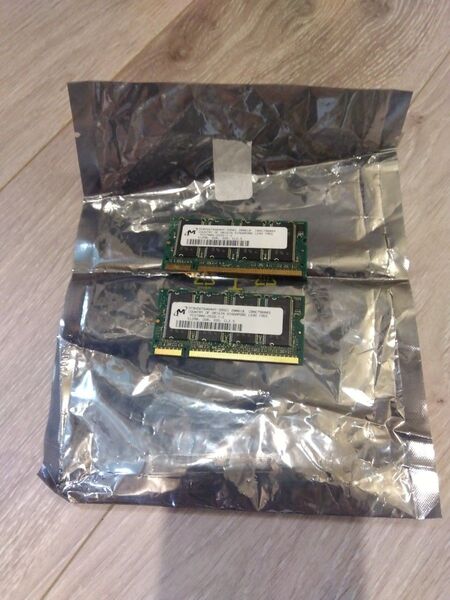 Micron 512MB×2枚セット PC2700S−2533−1−z SDRAM ノート用メモリ 中古