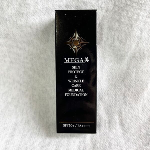 未使用 MEGA美 薬用リンクルケア 美白 リキッドファンデーション メガビ メガ美 26g