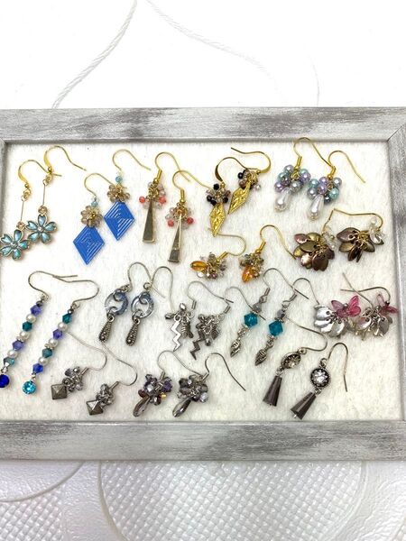 【SALE】6月末まで ハンドメイドピアス15ペア No.9